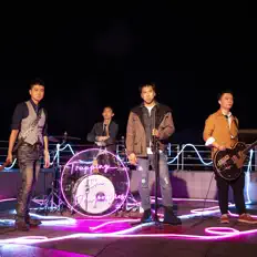 Ακούστε περιεχόμενο από 蜻蜓隧道, παρακολουθήστε μουσικά βίντεο, διαβάστε το βιογραφικό, δείτε ημερομηνίες περιοδείας, και πολλά ακόμη!