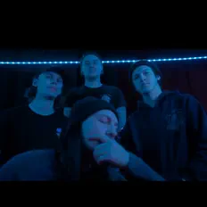 Ακούστε περιεχόμενο από Idle Mind, παρακολουθήστε μουσικά βίντεο, διαβάστε το βιογραφικό, δείτε ημερομηνίες περιοδείας, και πολλά ακόμη!