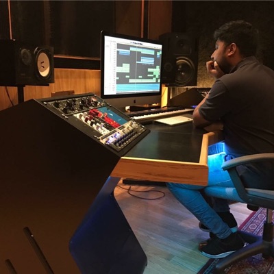 Listen to Mo Khan, watch music videos, read bio, see tour dates & more!