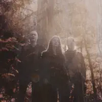 Ouça undefined, assista a videoclipes, leia a biografia, veja as datas das turnês e mais!