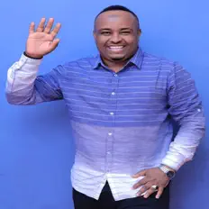 Ouça Maxamed Siciid BK, assista a videoclipes, leia a biografia, veja as datas das turnês e mais!