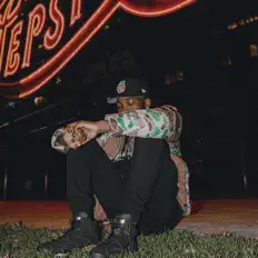 Hör dir Simba99 an, schau dir Musikvideos an, lies die Biografie, finde Tourdaten und mehr!