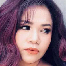 Escucha a យក់ ថិតរដ្ឋា, mira vídeos musicales, lee la biografía, consulta fechas de giras y mucho más.