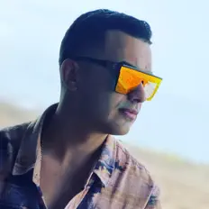 收听 Marky Cash、观看音乐视频、阅读小传、查看巡演日期等 ！