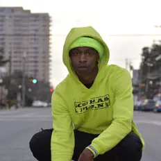 聆聽 Hoodie Quel、觀看音樂影片、閱讀小傳、查看巡演日期等！