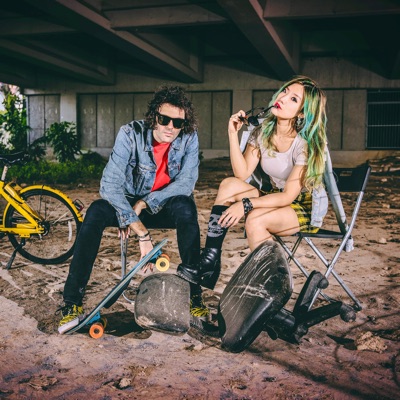Listen to WAVEBOMB, watch music videos, read bio, see tour dates & more!