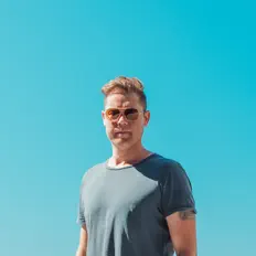 Listen to SABRO, watch music videos, read bio, see tour dates & more!