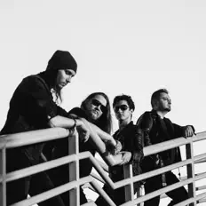 Escucha a Вертикаль, mira videos musicales, lee su biografía, consulta las fechas de las gira y más.