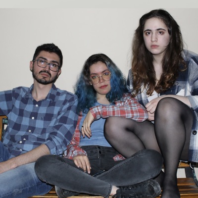 Listen to Oso Lunar, watch music videos, read bio, see tour dates & more!
