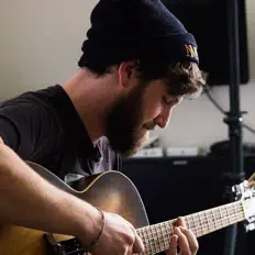 Escucha a Nat Lefkoff, mira videos musicales, lee su biografía, consulta las fechas de las gira y más.
