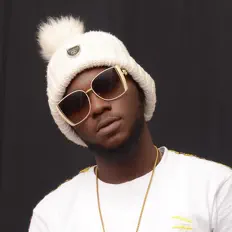 聆聽 Dextro、觀看音樂影片、閱讀小傳、查看巡演日期等！