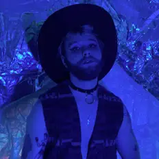 聆聽 Rat F!nk、觀看音樂影片、閱讀小傳、查看巡演日期等！