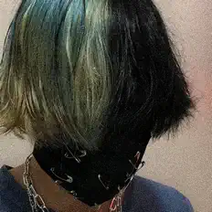 收听 iluvtora、观看音乐视频、阅读小传、查看巡演日期等 ！