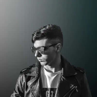 Listen to Clubwire, watch music videos, read bio, see tour dates & more!