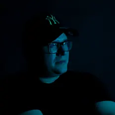 Dengarkan Maarten Van Larsen, tonton video musik, baca bio, lihat tanggal tur & lainnya!