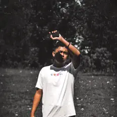 Dengarkan GAVRIO, tonton video musik, baca bio, lihat tanggal tur & lainnya!