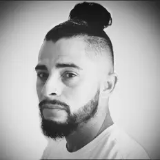 Escucha a Jot Flames, mira videos musicales, lee su biografía, consulta las fechas de las gira y más.