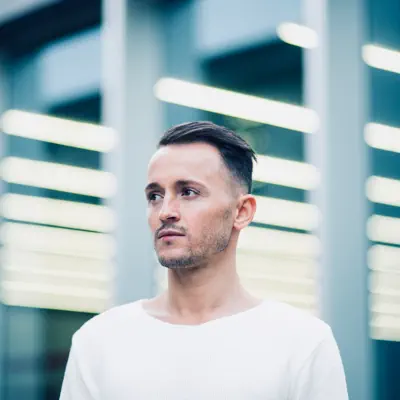 Listen to Aurel Asllanaj, watch music videos, read bio, see tour dates & more!