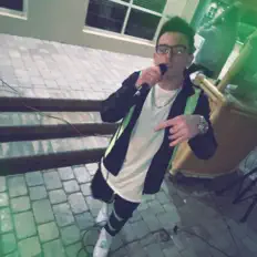 Ouve $TEF, vê vídeos de música, lê a biografia, vê as datas da digressão e muito mais!