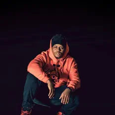 I. Que सुनें, म्यूज़िक वीडियो देखें, बायो पढ़ें, दौरे की तारीखें और बहुत कुछ देखें!