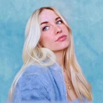 Listen to Same Girl - Single by Olivia Thonart