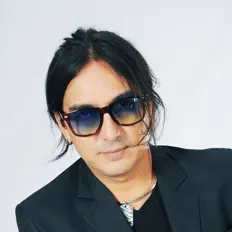 Poslechněte si interpreta Diego Gutiérrez, sledujte hudební videa, přečtěte si životopis, podívejte se na data turné a další informace.