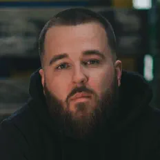 Escucha a Finks, mira vídeos musicales, lee la biografía, consulta fechas de giras y mucho más.