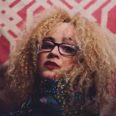 Ascolta Samantha Farrell, guarda video musicali, leggi la biografia, vedi le date del tour & altro!