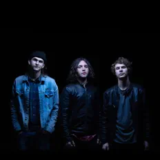 Ascolta The Permanents, guarda video musicali, leggi la biografia, vedi le date del tour & altro!