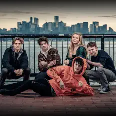 Hör dir Lake 22 an, schau dir Musikvideos an, lies die Biografie, finde Tourdaten und mehr!