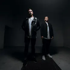 Escucha a The Solarburst, mira vídeos musicales, lee la biografía, consulta fechas de giras y mucho más.