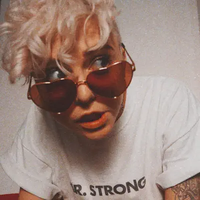 Listen to Lots Holloway, watch music videos, read bio, see tour dates & more!