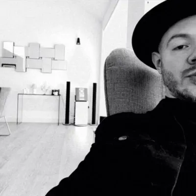 Listen to Leon King, watch music videos, read bio, see tour dates & more!