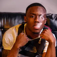 聆聽 NFL Irvine、觀看音樂影片、閱讀小傳、查看巡演日期等！