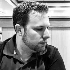 Justin Church सुनें, म्यूज़िक वीडियो देखें, बायो पढ़ें, दौरे की तारीखें और बहुत कुछ देखें!