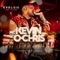 Dois Copos (feat. Ferrugem, Papatinho & L7nnon) - MC Kevin O Chris lyrics