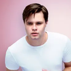 Adrian Vadim을(를) 듣고, 뮤직 비디오를 보고, 약력을 읽고, 투어 일정 등을 확인하세요!