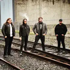 Hellbotを聴いたり、ミュージックビデオを鑑賞したり、経歴やツアー日程などを確認したりしましょう！