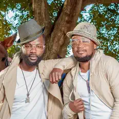 收听 DMK、观看音乐视频、阅读小传、查看巡演日期等 ！