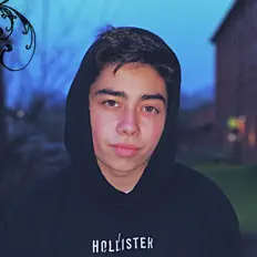 Ouça Naijoah, assista a videoclipes, leia a biografia, veja as datas das turnês e mais!