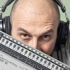 Danilo Braca dinle, müzik videolarını izle, biyografisini oku, tur tarihlerini ve daha fazlasını gör!