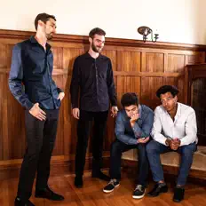 Ascolta Jérémie & The Delicious Hounds, guarda video musicali, leggi la biografia, vedi le date del tour & altro!