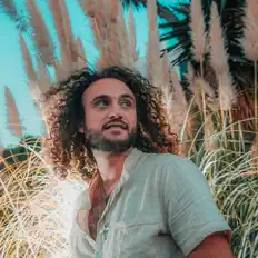 Rapbaum: песни, клипы, биография, даты выступлений и многое другое.