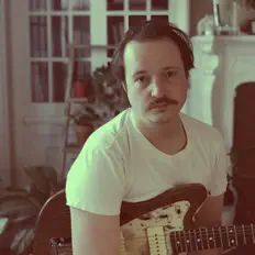 Dengarkan Cloud Professor, tonton video musik, baca bio, lihat tanggal tur & lainnya!