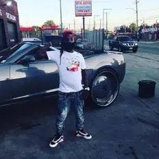 收听 J Mf Hustla Baby、观看音乐视频、阅读小传、查看巡演日期等 ！