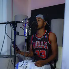 Ouça ROG Capone, assista a videoclipes, leia a biografia, veja as datas das turnês e mais!