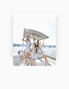 Dengarkan Okay Girl Group, tonton video musik, baca bio, lihat tanggal tur & lainnya!