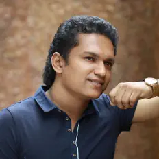 Ascolta Kashyapa Dissanayake, guarda video musicali, leggi la biografia, vedi le date del tour & altro!