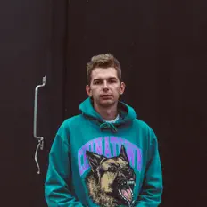 Jo$eph सुनें, म्यूज़िक वीडियो देखें, बायो पढ़ें, दौरे की तारीखें और बहुत कुछ देखें!