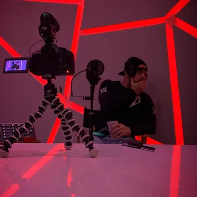 Listen to JayMetz, watch music videos, read bio, see tour dates & more!